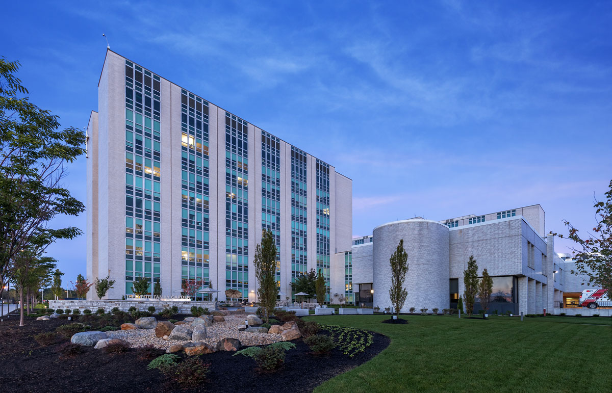 Riverside Methodist Hospital Gardens | M+A Architects